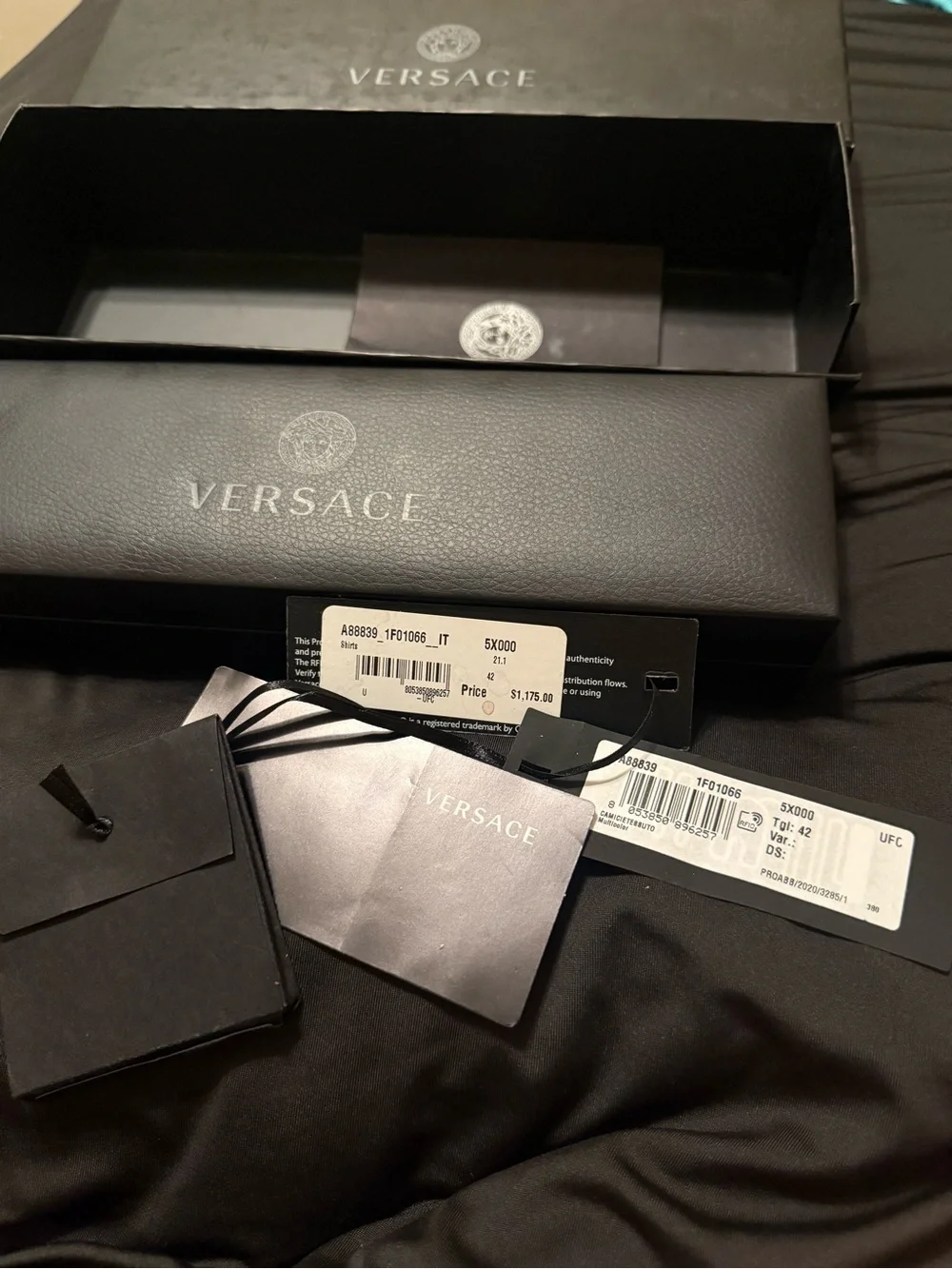 Versace Gold Medallion Choker- Classic Logo Chain